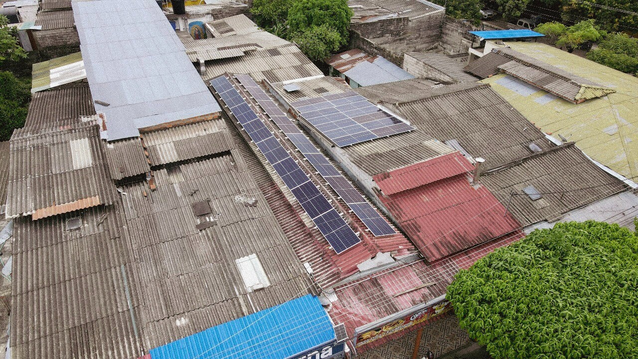 Proyecto Solar Comercial – Asadero Brasa Viva, Mariquita, Tolima