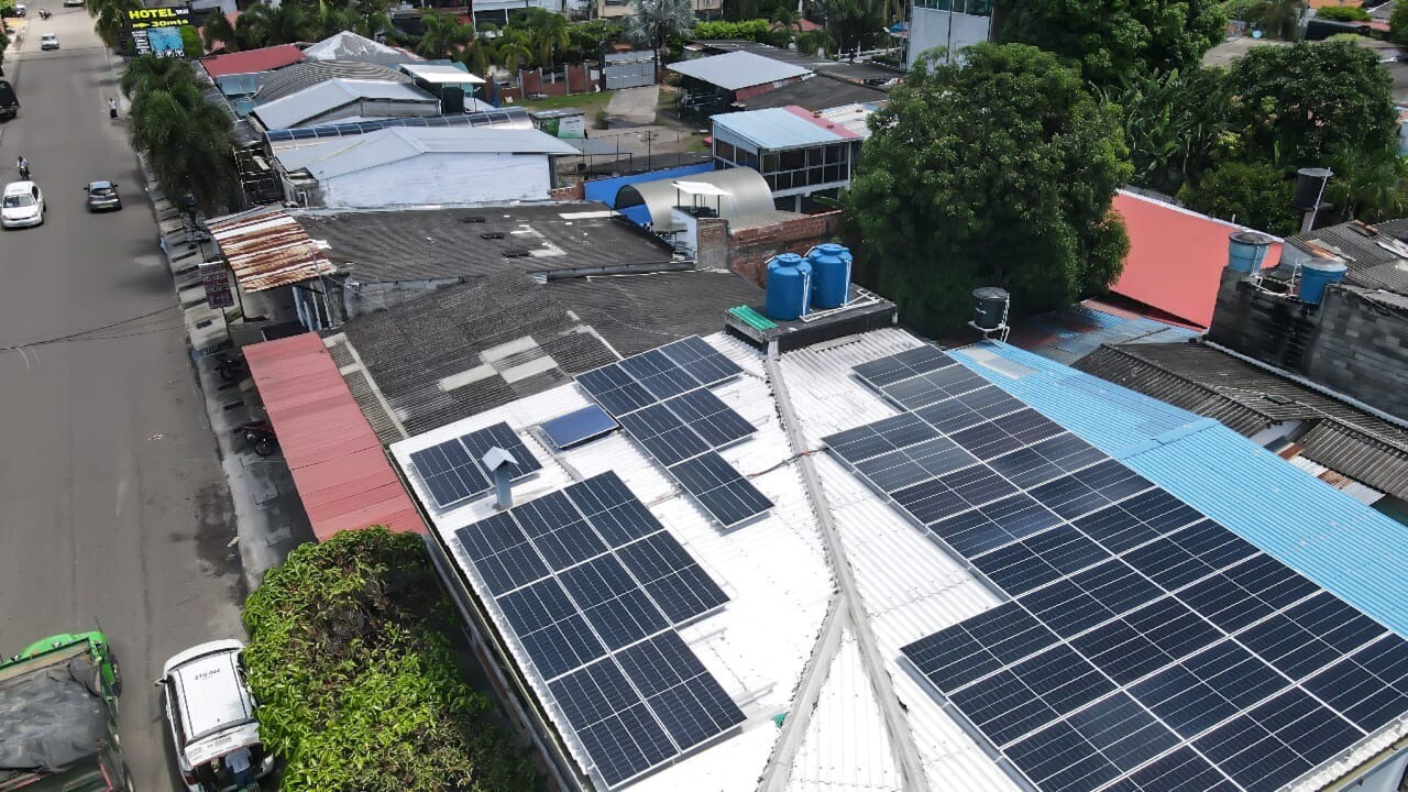 Proyecto Comercial Kiwis Mariquita: 40 Paneles Solares de 580W