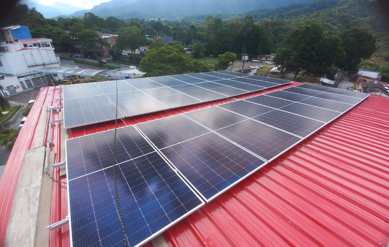 Residential proyect of 13,8 kWp